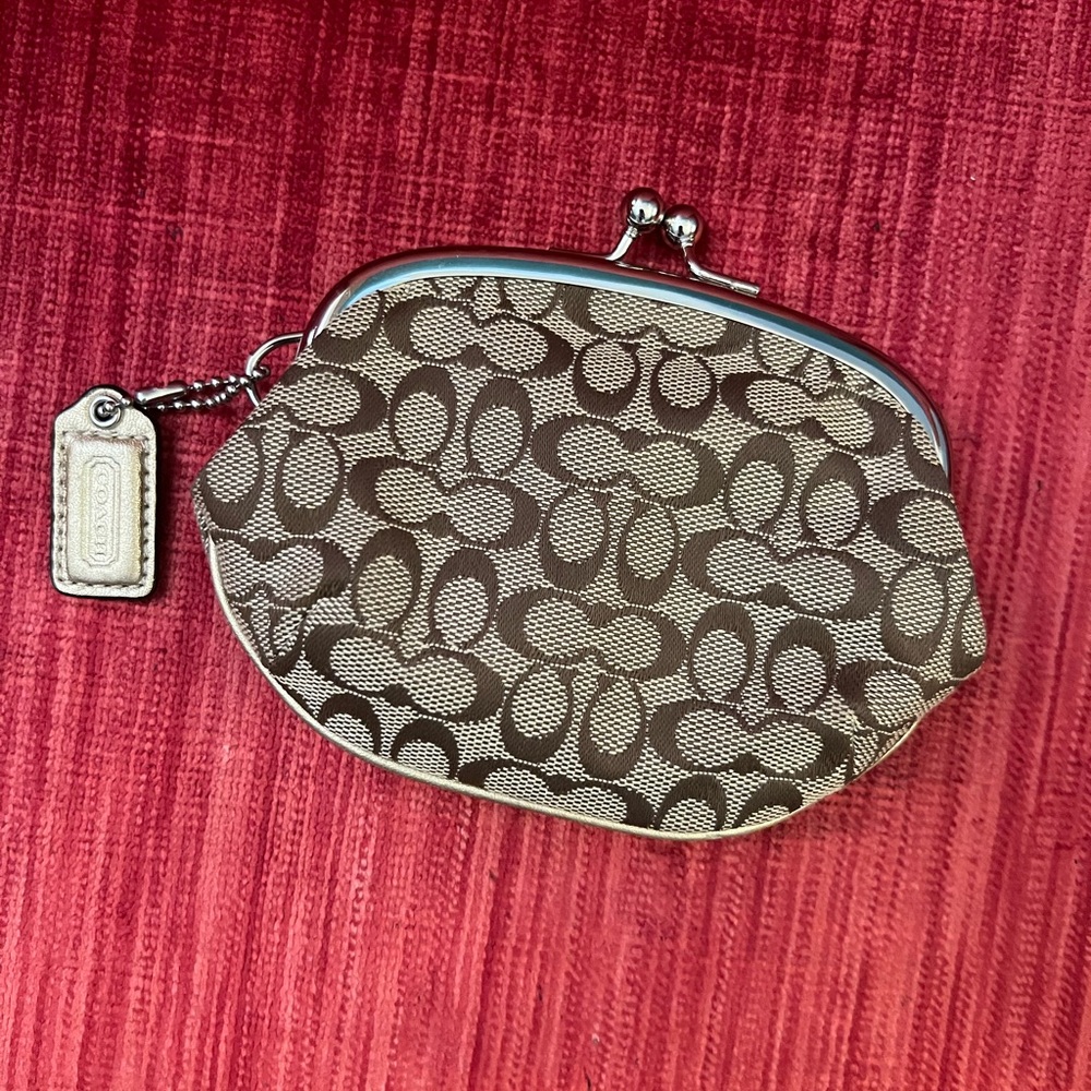 Vintage Coach change purse. Approximately 5 inches x 4 inches